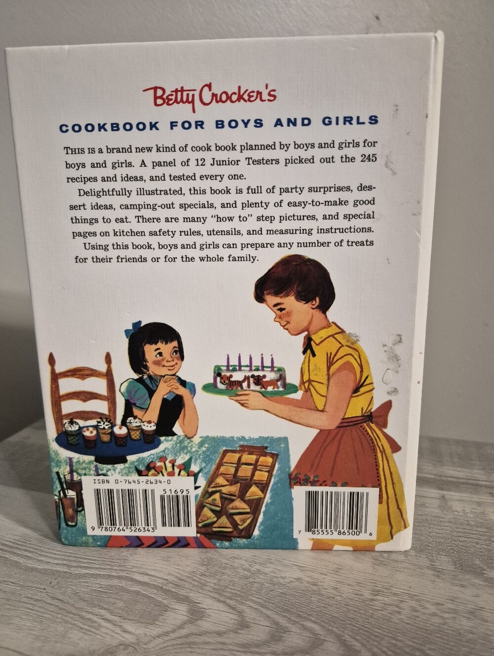 Vintage Betty Crocker's Cook Book For Boys & Girls - Picture 3 of 9